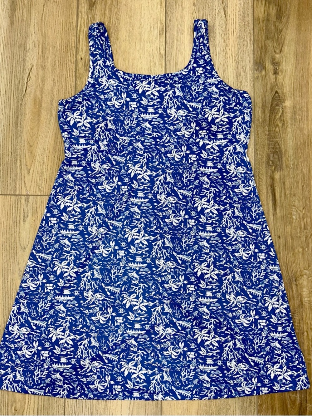 Columbia Blue Tropical Print Causal Dress Performance Gear